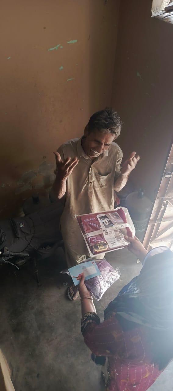 Money And Cloth distribution image