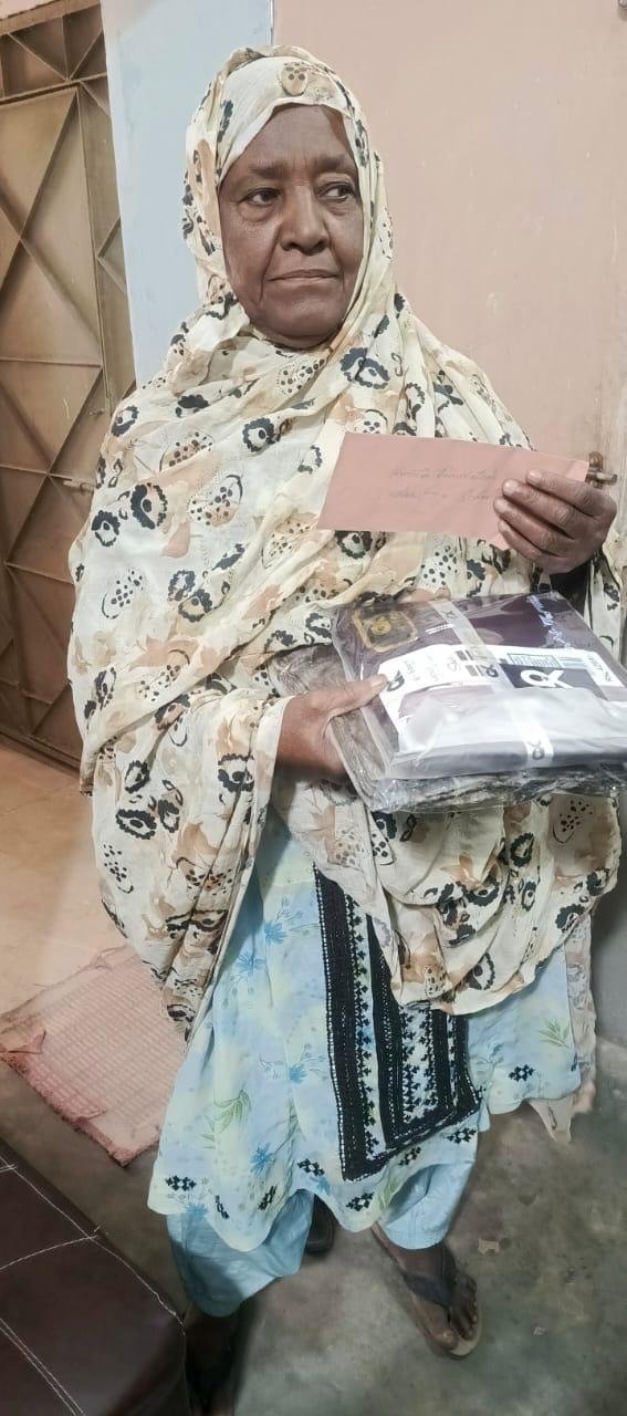 Money And Cloth distribution image